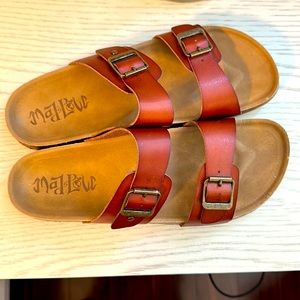 Mallow  women’s size 10 knock off birkenstock shoes